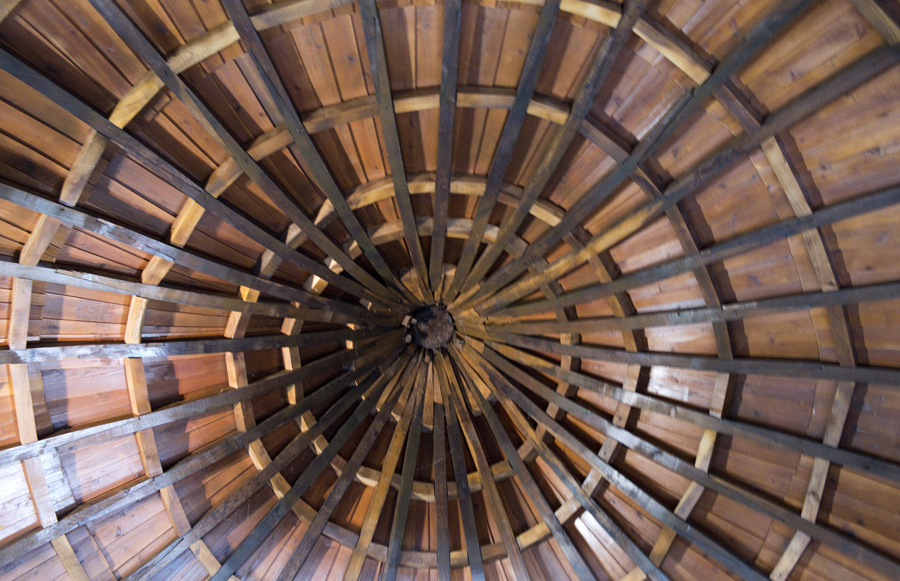 Vista interior da cúpula do moinho