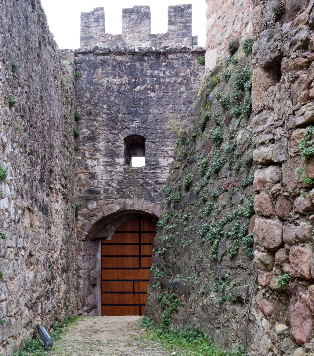 A primeira porta de acesso ao castelo